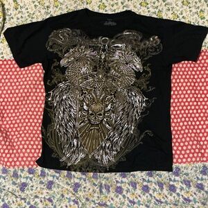 Last hold Graphic T-Shirt with Skull and Wings Design